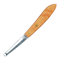 Mustang Parisso II Narrow Hoof Pick 203mm Overall Length (74404)