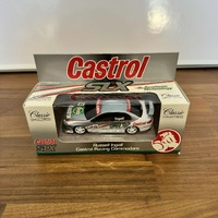 Classic Carlectables 1:43 #1008-2 Russell Ingall Castrol Racing Commodore