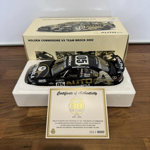 Autoart Biante 1:18 2002 Peter Brock/Baird Bathurst Holden VX Commodore