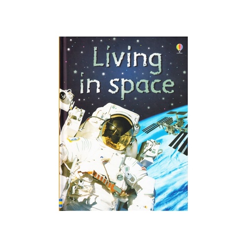 LIVING IN SPACE (USB074497)